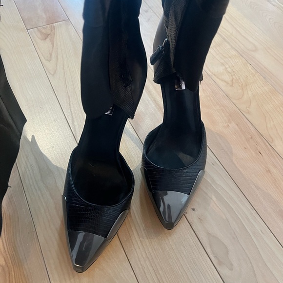 BCBG MaxAzria Over the knee heeled boots size 7 1/2 - Picture 2 of 4